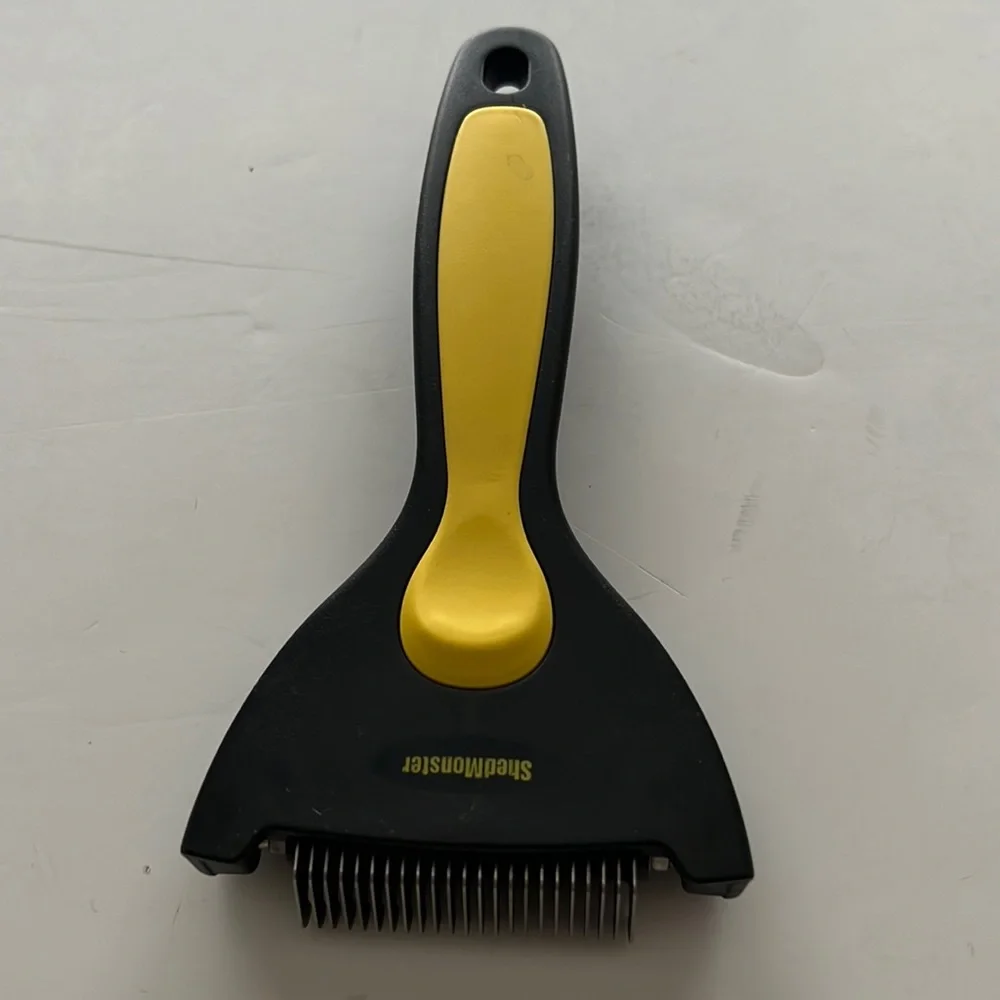 Oster Shedmonster De-Shedding Tool